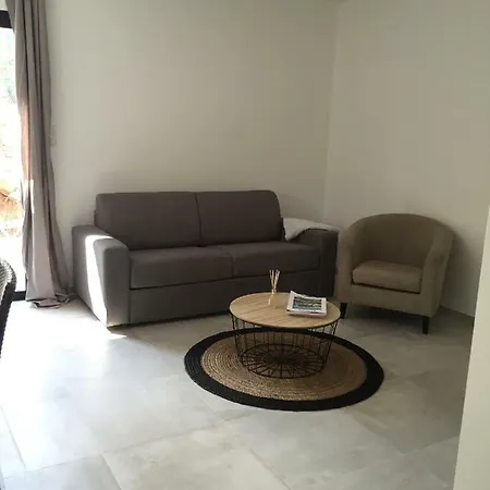 Semesterbostad Filippi *